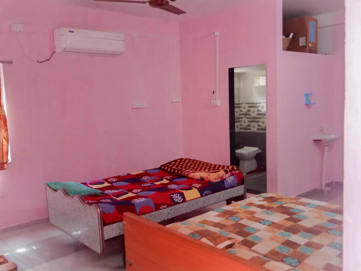 Krishna Homestay Garudeshwar Exterior foto