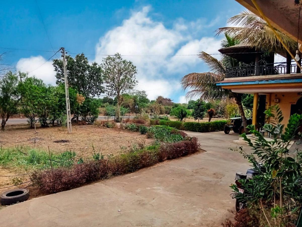 Krishna Homestay Garudeshwar Exterior foto